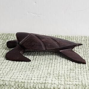 Hand Carved Wooden Sea Turtle Figurine Mahogany Miniature 5in Decor